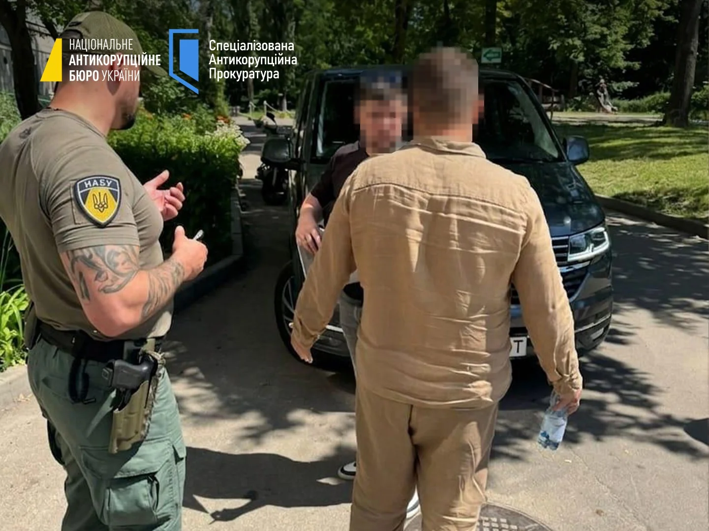 Повідомлено про підозру колишнім посадовцям прокуратури Кіровоградської області в отриманні неправомірної вигоди