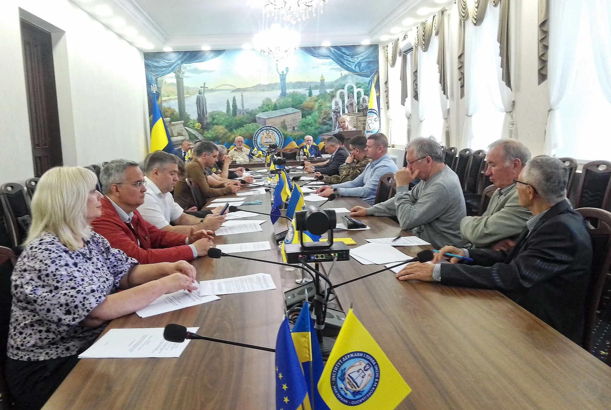 Військове право України: думки нестороннього 