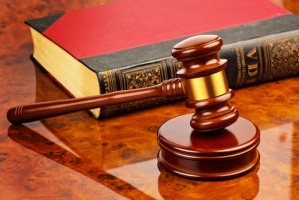 ВАСУ поновив незаконно звільненого внаслідок реорганізації працівника на посаді в новоутвореній юридичній особі