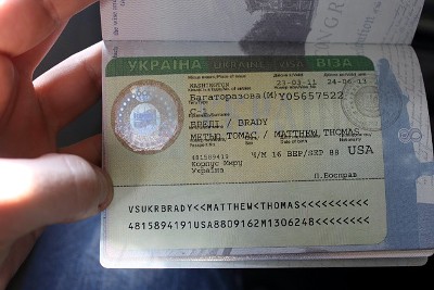 Кабмін встановив умови отримання довгострокової візи для іноземних інвесторів 