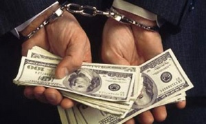 На Прикарпатті посадовці юстиції попалися на хабарі за закриття виконавчого провадження 