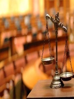 Провадження у господарській справі підлягає припиненню, якщо при розгляді справи буде встановлено, що між сторонами укладено арбітражну угоду