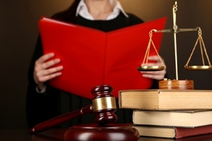 ВС вказав, що повинен встановити суд, розглядаючи позов про відшкодування шкоди, завданої неналежним наданням правової допомоги