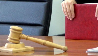 НАБУ просить суд дозволити заочне розслідування щодо судді Чауса