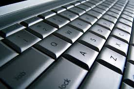 Громадянам дозволять подавати заяву про зміни до реєстру виборців через інтернет