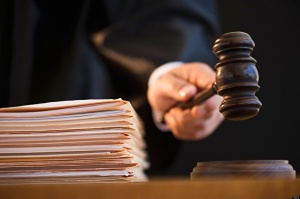 Захист честі та гідності громадян від поширення недостовірної інформації у ЗМІ