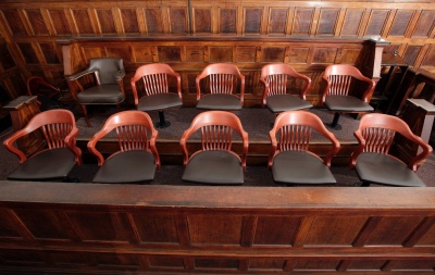 Народні засідателі продовжать розгляд справ у цивільному судочинстві, але вже як присяжні