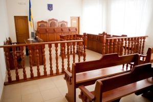 У 4-х судах України відсутні судді, а у 65 судах здійснювати правосуддя може лише один суддя