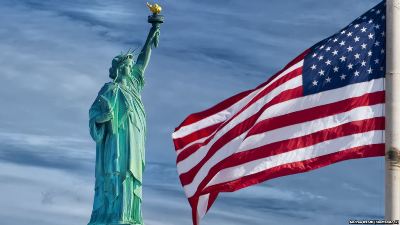 Федеральний суд продовжив заборону імміграційного указу Трампа