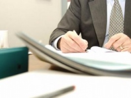 Впровадження інституту приватних виконавців хочуть відтермінувати до 2021 року