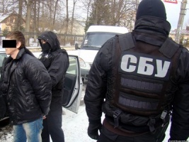 СБУ спільно з військовою прокуратурою Маріупольського гарнізону затримали на хабарі військовослужбовців  Військової служби правопорядку.