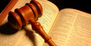 Право на спадкування не відноситься до тих прав, які в силу статті 1219 ЦК України є особистими і відносно яких правонаступництво недопустиме