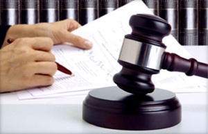 Моральна шкода, заподіяна внаслідок ДТП, не може бути відшкодована двічі: і з винної особи, і з володільця джерела підвищеної небезпеки