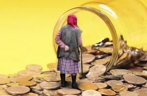 Прем'єр-міністр пообіцяв підвищення пенсій