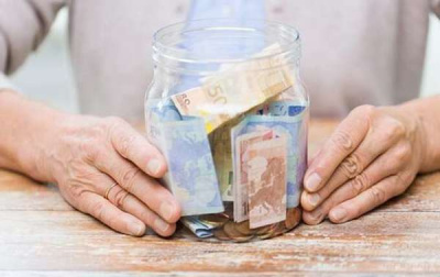 У Мінсоцполітики розповіли, як отримати пенсію "неофіційним" працівникам