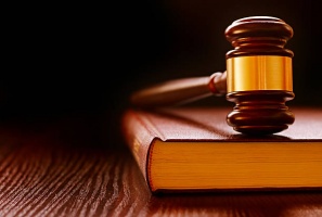 КЦС висловився щодо способу захисту прав одинокої матері у випадку звільнення після закінчення строкового трудового договору