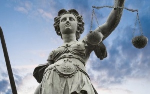 Неспроможність правоохоронної системи України: причини та наслідки