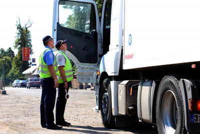 Нацполіція запустила сервіс для водіїв великогабаритних автомобілів 