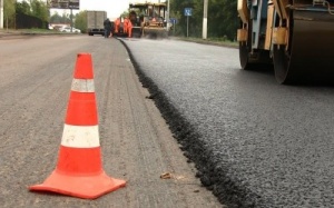 ГПУ розслідує зловживання службовцями Служби автодоріг на Хмельниччині 
