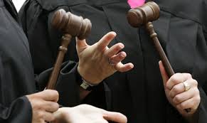 Судді Голопристанського райсуду заявили про тиск з боку слідчих