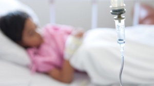 Незалежний експерт закликав ООН вибачитися перед ромами, які отруїлися свинцем у таборах в Косово