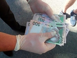 На щомісячних поборах викрито командира і заступника