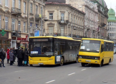 Прийнято Закон про впровадження електронних квитків у громадському транспорті