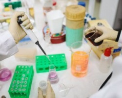 Основні тенденції та прогнози SARS-CoV-2, міжнародні відносини та міжнародне право